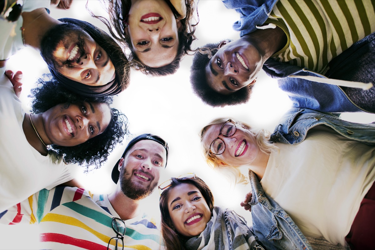 Pourquoi les messages qui flattent l’ego ou promettent une appartenance sociale sont-ils si efficaces ?